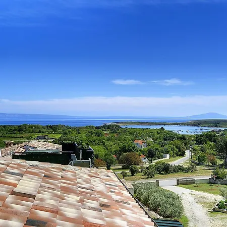 Ferienhaus Holiday Marlera